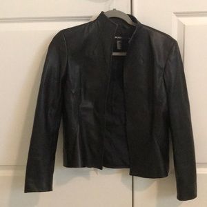 SOLD ❤️ DKNY petite leather jacket
